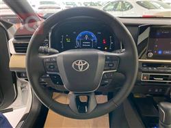 تۆیۆتا کامری